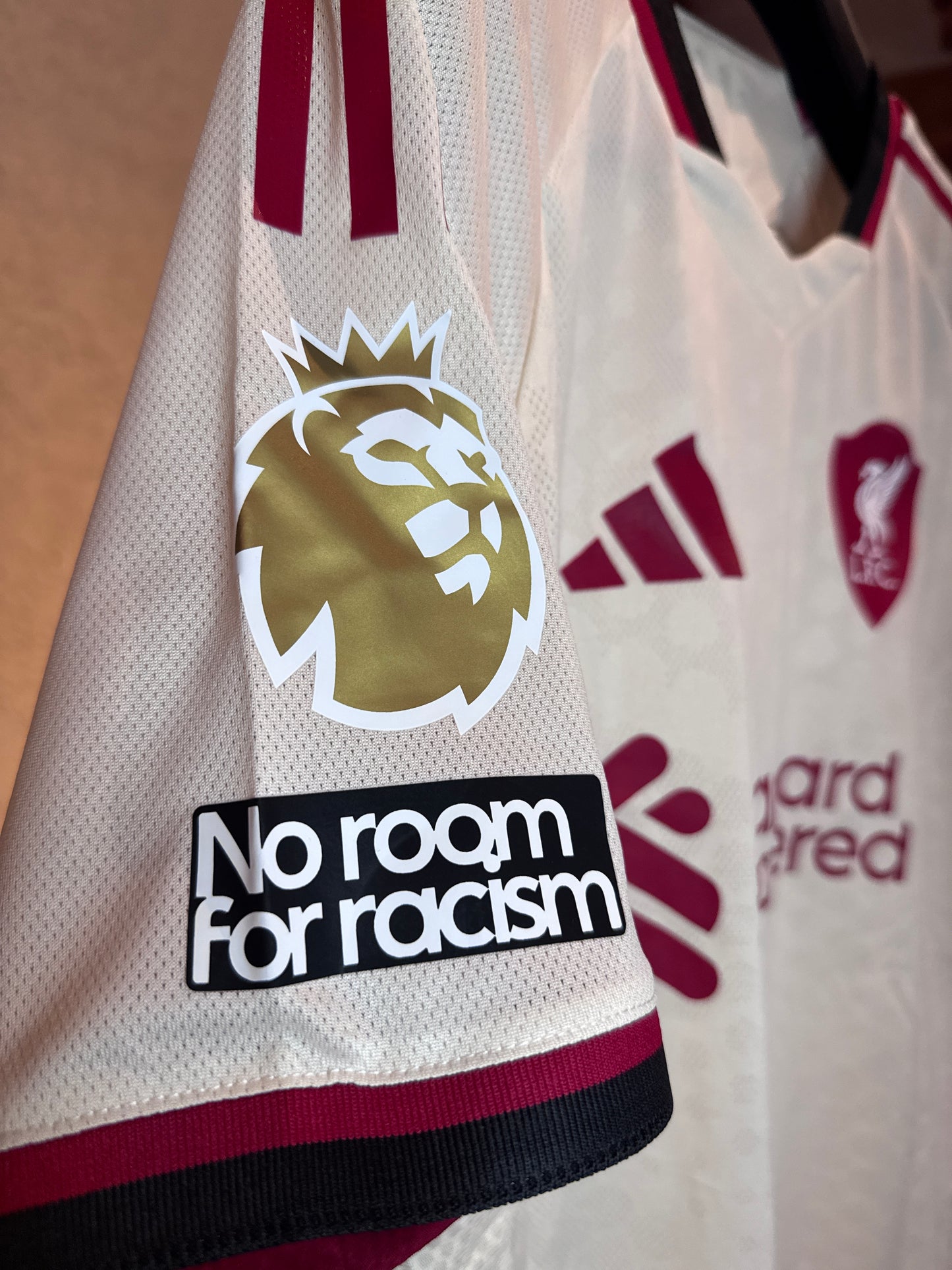Camiseta Adidas Liverpool Alternativa 2025/26 (Encargue)