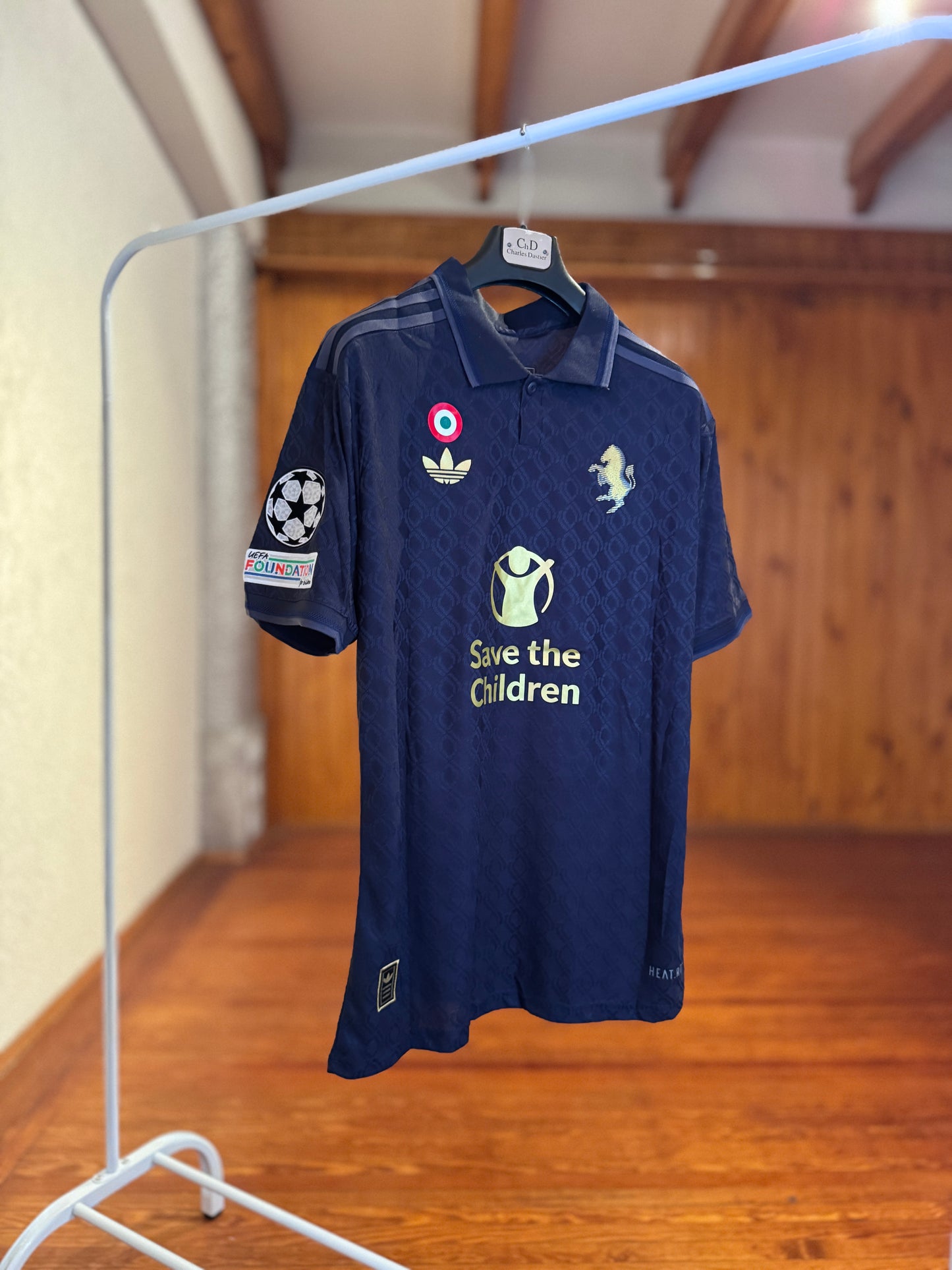 Camiseta Adidas Juventus Alternativa 2024/25 (Encargue)