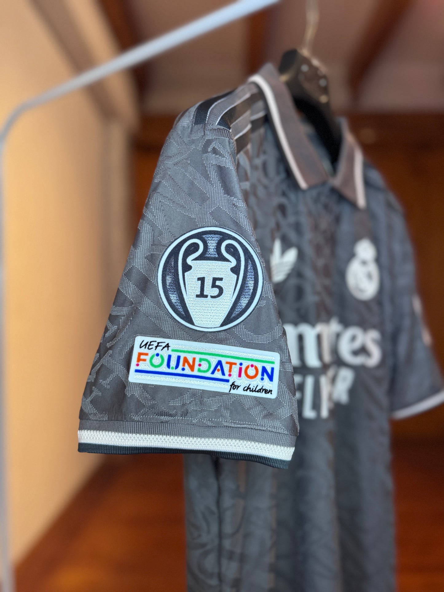 Camiseta Adidas Real Madrid Tercera 2024/25 (Encargue)