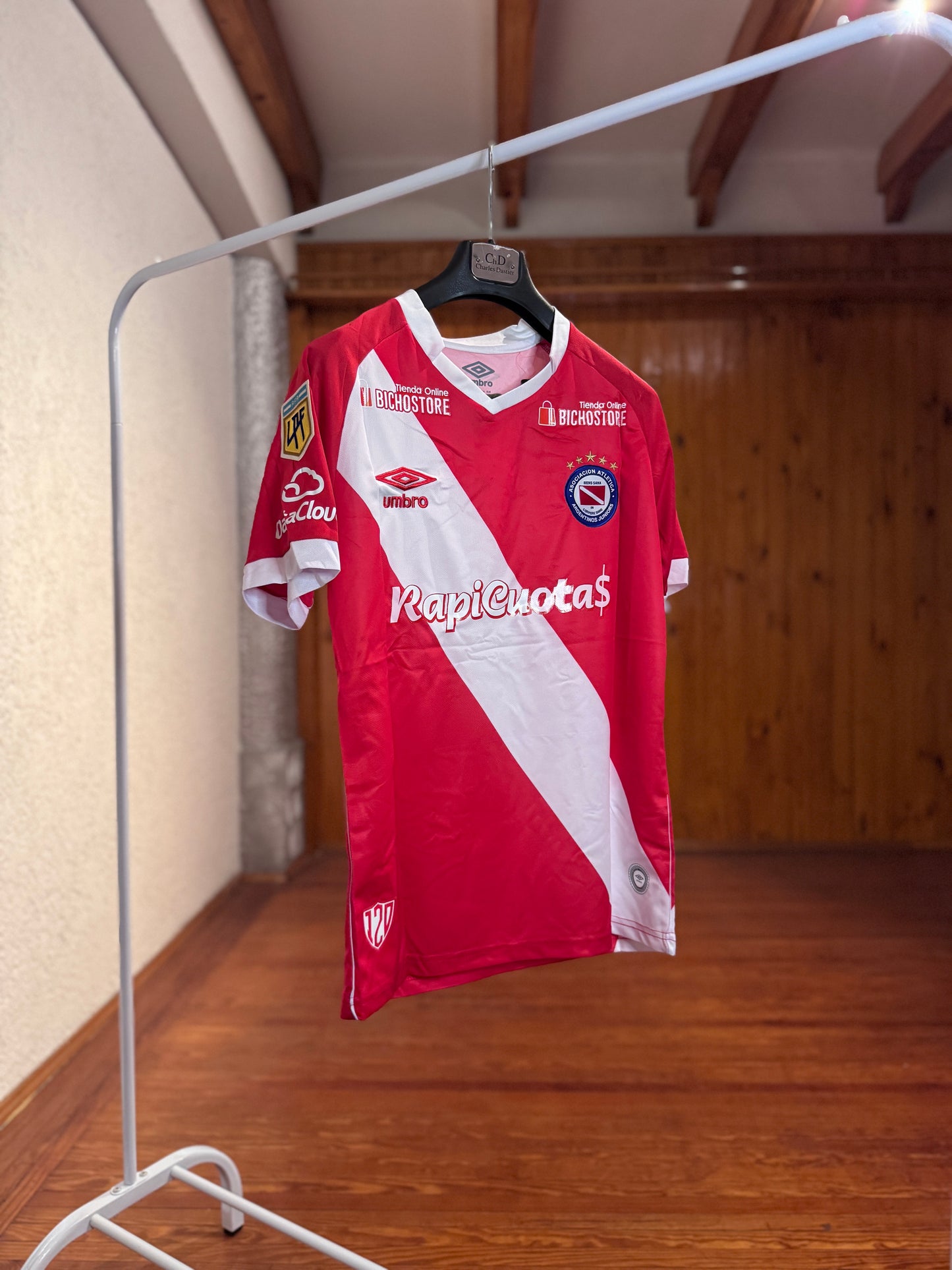 Camiseta Umbro Argentinos Jrs. 2024/25 (Encargue)